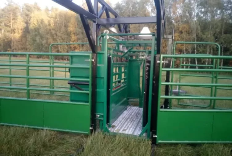 Zagroda przejezdna poskrom panele wygrodzenia dla bydła